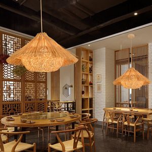 Lámpara Colgante de Ratán y Acero Inoxidable, Estilo Pagoda, Bombilla LED E26, Luz Blanca Cálida 3500K, Dorado, Altura Ajustable, para Sala de Estar, Tamaño Grande - Product Image 5