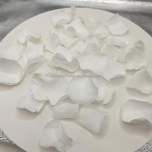 Decorazioni Floreali per Matrimoni, Coriandoli di Petali di Rosa, Petali di Rosa Essiccati Biodegradabili per Cerimonie Nuziali, Decorazioni per Feste all'Aperto - Product Image 1