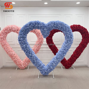 Arche de fleurs artificielles lisses pour mariage avec hortensias et roses en soie roses, bleues, rouges en forme de cœur - Couleurs et tailles personnalisables - Product Image 5