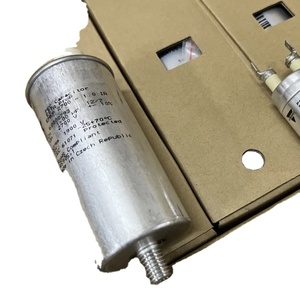 Condensador de protección de dispositivo de potencia VISHAY EMKP 2700-1,0 <span class=keywords><strong>IA</strong></span> 1uF 2700V - Product Image 1