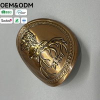 Badges personnalisés en bronze antique avec tête de cerf en relief, étiquettes métalliques en forme de dôme