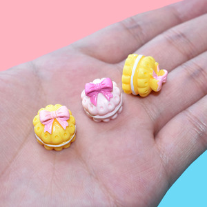 Miniaturas de resina de postres simulados para decoración de fundas de teléfono con pegamento cremoso DIY y accesorios para horquillas - Product Image 2