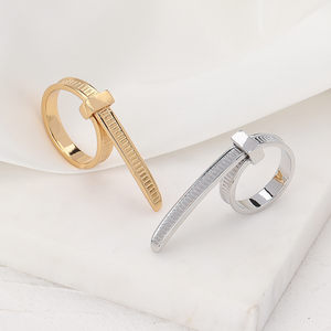 Craft Wolf Stylish Special Design Jewelry Elander Shape Couple Finger <strong>Rings</strong> - Product Image 4