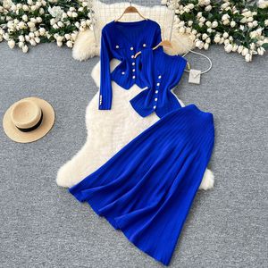 เสื้อกั๊กแขนกุดติดกระดุมโลหะ เสื้อคาร์ดิแกนแขนยาวทรงเข้ารูป กระโปรงครึ่งตัว ชุดเซ็ต 3 ชิ้นสำหรับผู้หญิง แฟชั่น - Product Image 5