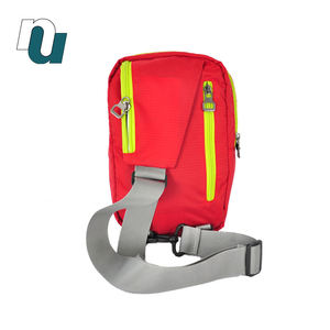 Bolso de Hombro Rojo Deportivo Ultraligero Informal de Moda, Bolso de Mano Pequeño y Elegante Unisex para Uso Diario - Product Image 1