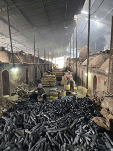 Briquettes de charbon de bois naturel à base de sciure de bois, qualité chicha, pour narguilé, sans fumée, longue durée de combustion, approvisionnement direct usine - Product Image 2