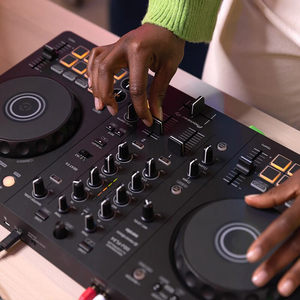 Prêt à être livré Pio DDJ-FLX4-W Contrôleur DJ 4 canaux <span class=keywords><strong>Rekordbox</strong></span> Serato Blanc avec étui argenté - Product Image 4