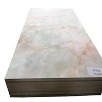 Plaque de marbre PVC imperméable 1220*2440 mm, panneau UV pour revêtement mural de douche et salle de bain