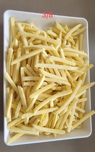 Frites <span class=keywords><strong>de</strong></span> pommes <span class=keywords><strong>de</strong></span> <span class=keywords><strong>terre</strong></span> françaises surgelées certifiées Halal bio, fraîches, entières, à texture ferme - Product Image 4