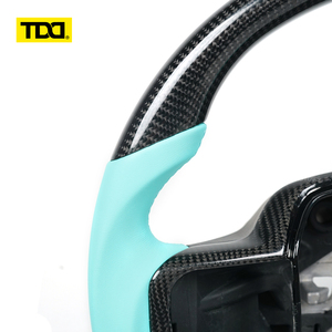 พวงมาลัยคาร์บอนไฟเบอร์แท้ TDD สำหรับรถฟอร์ด - Product Image 3