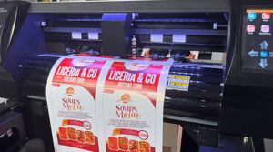 Stampante UV ad Alta Velocità a 2 Passaggi per Etichette BOPP PET PP con <span class=keywords><strong>Inchiostro</strong></span> Resistente all'Acqua - Product Image 3