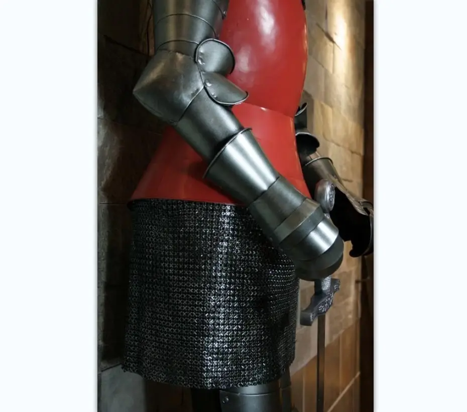 Volle Größe und voll tragbare Tempelritter Mittelalter licher Rüstungs anzug Handgemachte Rüstung mit vollem Anzug
