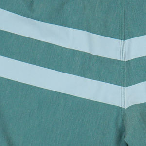 Best-seller Short de bain écologique et respirant en coton à séchage rapide pour homme Short de plage décontracté taille moyenne Short de bain anti-rides - Product Image 3