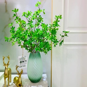 Branches artificielles de <span class=keywords><strong>Pieris</strong></span> <span class=keywords><strong>japonica</strong></span> en soie - Décoration intérieure écologique pour Pâques, anniversaire, Journée de la Terre - 80 cm, verdure artificielle au toucher réel - Product Image 2