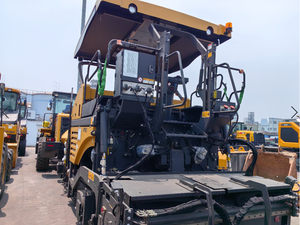 Pavimentadora de Asfalto de Alta Eficiencia <span class=keywords><strong>y</strong></span> Gran Capacidad RP803 RP802, Pavimentadora de Carreteras, Pavimentadora de Adoquines - Product Image 4