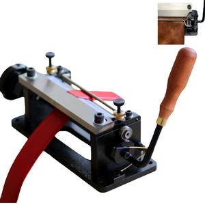 Machine à peler le cuir pour la production de ceintures en cuir de vache et de peau de porc avec outils manuels de finition, pelleuse à peau de porc pour ceintures - Product Image 6