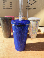 Gobelet de luxe Haha Crystal avec cristaux placés à la main, strass étincelants, paille et couvercle