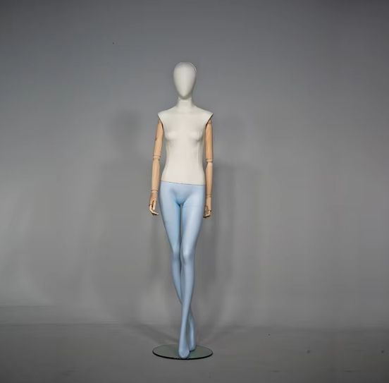 มีสีสัน