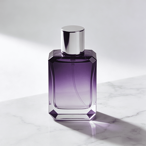 Colonia Masculina Devotion de Alta Calidad, 75 ml, Fragancia Amaderada de Larga Duración, Perfume en Aerosol para Hombres y Mujeres, Tipo Parfum - Product Image 1