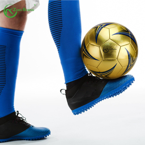 Zhensheng Training Machine Costura Láser ORO Adultos Juego Balón de fútbol - Product Image 2