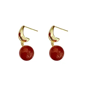 Grossiste Boucles d'oreilles pendantes en agate rouge en argent sterling S925 en forme de haricot Boucle d'oreille unique et mignonne en plaqué or Bijoux fins