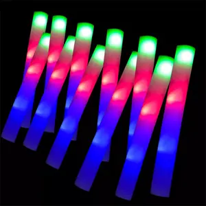 Toptan RGB özel Logo tezahürat parlayan Light Up parti konser taraflar Neon parti için Led köpük sopa