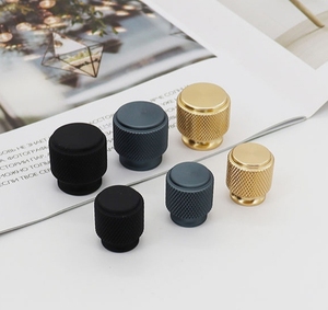 Luxury Interior <strong>Door</strong> <strong>Knobs</strong> Handle <strong>Matte</strong> <strong>Black</strong> <strong>Door</strong> Zinc Minimalist Magnetic <strong>Door</strong> Lever Handle Lock for Home - Product Image 3