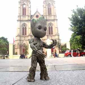 <span class=keywords><strong>Gardiens</strong></span> <span class=keywords><strong>de</strong></span> <span class=keywords><strong>la</strong></span> <span class=keywords><strong>Galaxie</strong></span> - Figurine <span class=keywords><strong>Groot</strong></span> le Gardien <span class=keywords><strong>de</strong></span> <span class=keywords><strong>la</strong></span> Forêt, modèle articulé en PVC, échelle 1:1, fabriqué à <span class=keywords><strong>la</strong></span> main, en boîte - Product Image 2