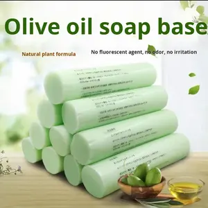 Base de <span class=keywords><strong>savon</strong></span> solide Saponaria Rose avec <span class=keywords><strong>huile</strong></span> d'olive et matières premières végétales naturelles <span class=keywords><strong>pour</strong></span> kit de <span class=keywords><strong>savon</strong></span> artisanal aux huiles essentielles - Product Image 1