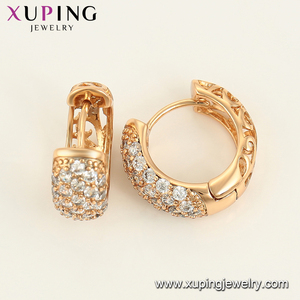 98816 <span class=keywords><strong>Xuping</strong></span> Aros Pendientes Joyería Estilo Español Diseño de Lujo en <span class=keywords><strong>Oro</strong></span> Aretes <span class=keywords><strong>Oro</strong></span> Mujer Circonitas Pendientes Huggie - Product Image 4