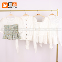 Geryon Grosir Vintage Ukay Pakaian Bekas Dewasa Wanita Atasan Katun Blus Musim Panas Campuran Crop Top Pakaian Bekas Bersih 90-98% Baru