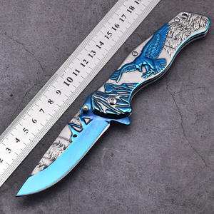 Águila en relieve azul titanio en el mango con patrón de rango de montaña 3,5 "Cuchillo de bolsillo con hoja impresa azul - Product Image 3