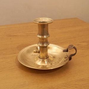 Portavelas de latón macizo antiguo Push Up - Product Image 2