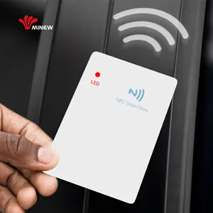 1.3 mét Ultra Thin BLE đèn hiệu NFC kỹ thuật số thẻ kinh doanh thông minh phần mềm với 2 năm tuổi thọ pin