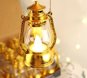 <span class=keywords><strong>Mini</strong></span> <span class=keywords><strong>lampe</strong></span> en plastique suspendue, rétro, LED, vintage, lumières de bougie, décoration d'intérieur, ornement, Halloween, <span class=keywords><strong>lampe</strong></span> à kérosène vintage LED - Product Image 6