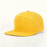 Casquette de baseball unisexe de haute qualité, personnalisée, à 7 panneaux, à visière plate, avec logo en caoutchouc perforé découpé au laser, en polyester, pour l'extérieur
