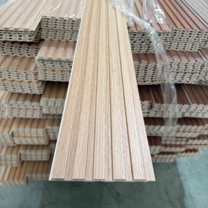 Panneaux décoratifs écologiques 8 mm 9 mm 10 mm 12 mm pour murs, lambris PVC pour panneau <span class=keywords><strong>mural</strong></span> WPC de haute qualité - Product Image 1