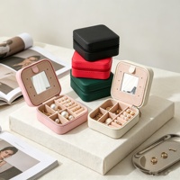 Organisateur de bijoux de voyage à fermeture éclair portable en gros Boîte de rangement en cuir PU faite à la main avec miroir pour boucles d'oreilles colliers bagues