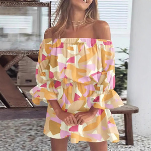 Dropshipping Shopify Robe courte à imprimé floral à épaules dénudées pour femmes grandes tailles, style décontracté d'été - Product Image 4