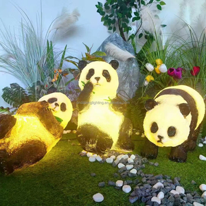 Les lumières à motif de panda enchanteur créent une ambiance de parc féerique pour les festivals et les paysages - Product Image 1