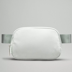Sac banane unisexe étanche 1L pour yoga et sport, réglable, à porter en bandoulière ou à la taille, vente en gros - Product Image 5
