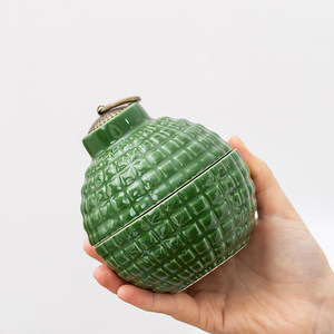 Cenicero de Cerámica con Forma de Granada y Tapa, Adorno Decorativo Único para el Hogar y la Oficina, Diseño Anti-Escoria Voladora, Cenicero de Escritorio - Product Image 6