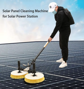 Brosse de nettoyage pour panneaux solaires, machine de nettoyage de panneaux photovoltaïques avec équipement de lavage - Product Image 2
