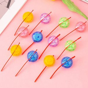 Toupie miniature transparente en plastique, jouet éducatif pour enfants de 4 à 7 ans, fonction de rotation, cadeau unisexe - Product Image 2