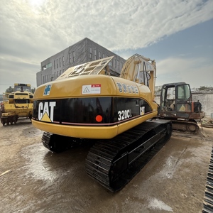 รถขุดตีนตะขาบ Caterpillar 320CL มือสอง ชั่วโมงการทำงานต่ำ สีเดิม สภาพสะอาด แรงขุดทรงพลัง ดูแลรักษาอย่างดี - Product Image 4