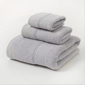 Ensemble de serviettes en coton pur Xinshang 32s, style minimaliste, coffret cadeau pour le bain, personnalisable avec logo - Product Image 2