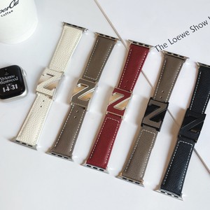 Correa de Reloj de Cuero de Lujo con Hebilla en Z, Correa Magnética Compatible con Relojes Inteligentes Serie 10 9 8 <span class=keywords><strong>SE</strong></span>, Elegante Correa de Muñeca Texturizada - Product Image 1