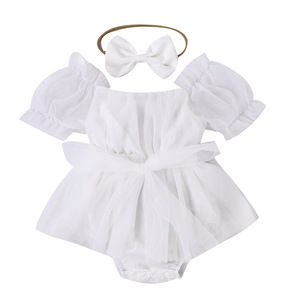 2024 pagliaccetto da bambina alla moda tute estive a maniche corte da <span class=keywords><strong>neonato</strong></span> fascia per la testa di colore puro abiti da principessa in rete per neonati - Product Image 1