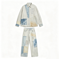 Chemise en denim épais délavé style vintage, effet vieilli, effet pulvérisé, streetwear, délavé soleil, avec empiècements et broderie géométrique