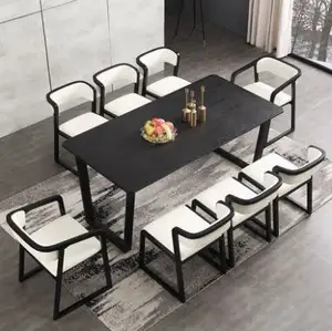 Tavolo da pranzo in legno Malaysia ha importato legno di gomma mobili sala da pranzo 1 tavolo 4 sedie sedie combinazione 6